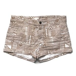 H&M Tan Geometric Pattern Shorts size 10